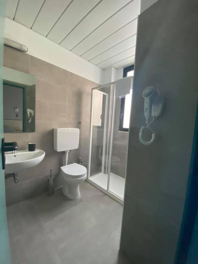 Hotel Rex Лидо ди Савио Екстериор снимка