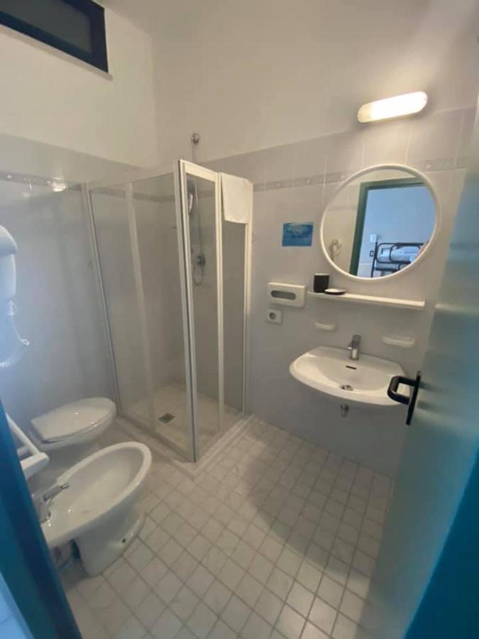 Hotel Rex Лидо ди Савио Екстериор снимка