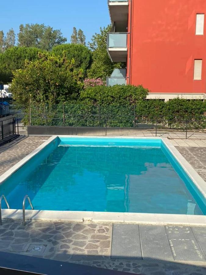 Hotel Rex Лидо ди Савио Екстериор снимка